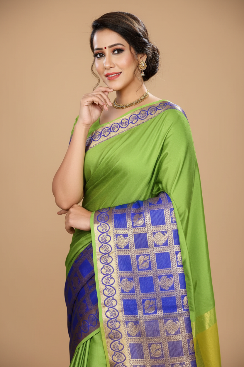 Snuggle Spot Women's Jacquard Woven Saree With Unstitched Blouse 5.5Mtr (Green)