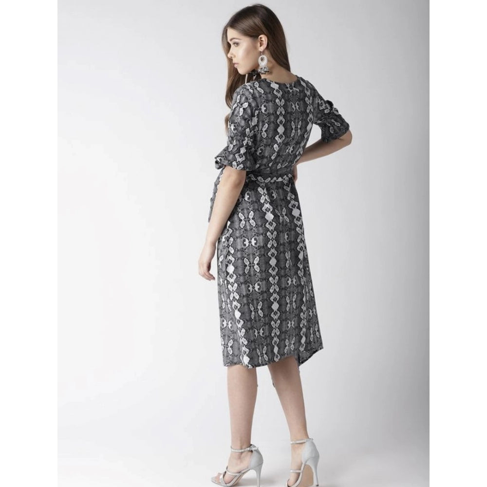 Snuggle Spot Women's Polyester Animal Print Short Sleeve Knee-Length Dress (Black - White)