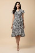 Snuggle Spot Women's Polyester Animal Print Short Sleeve Knee-Length Dress (Black - White)
