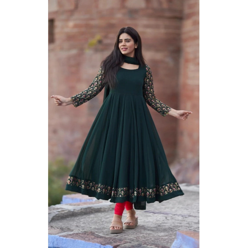 Snuggle Spot Women's Georgette Embroidery 3-4th Sleeve Round Neck Kurti with Dupatta Set (Green)