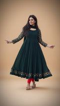 Snuggle Spot Women's Georgette Embroidery 3-4th Sleeve Round Neck Kurti with Dupatta Set (Green)