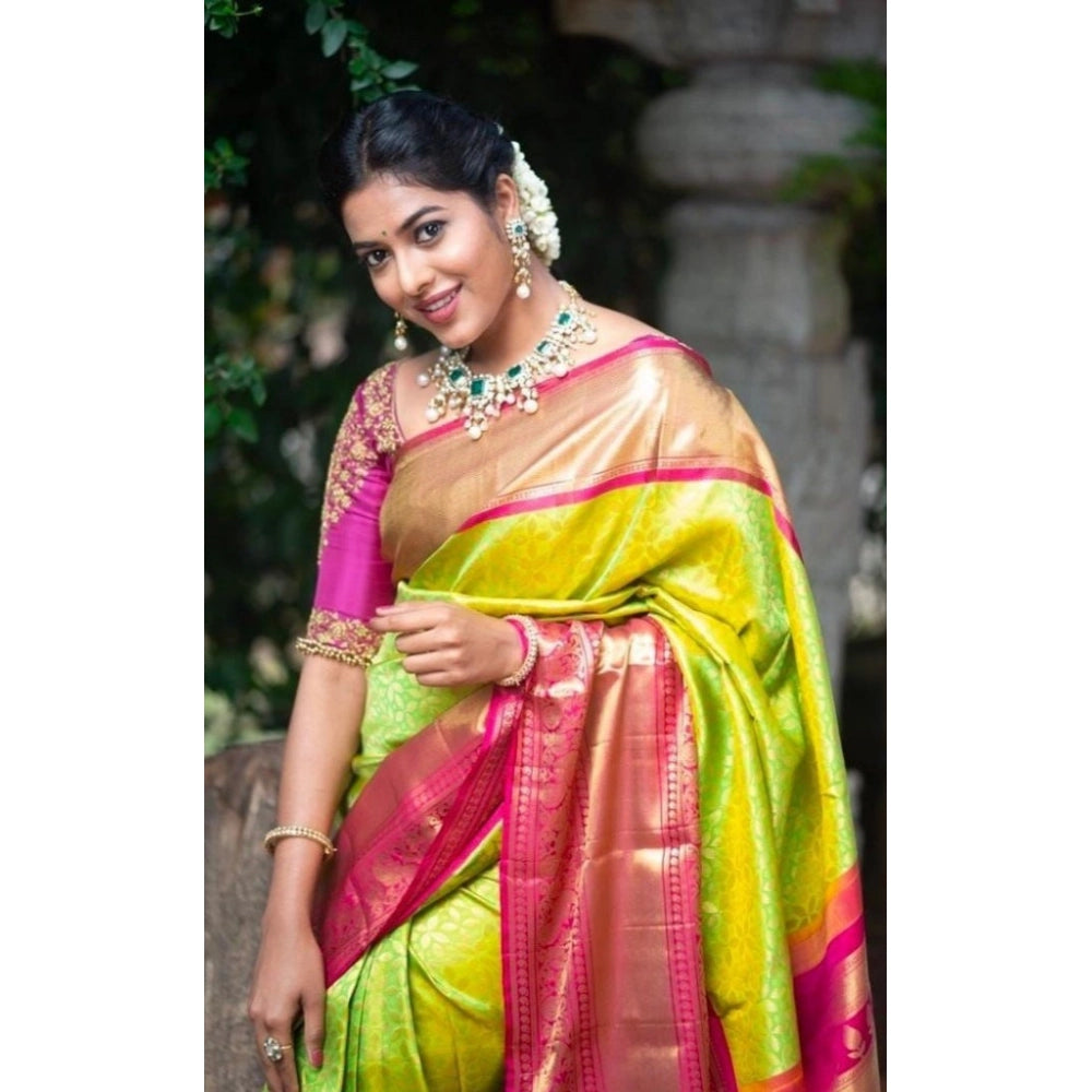 Snuggle Spot Women's Litchi silk Printed Saree With Unstitched Blouse (Green)