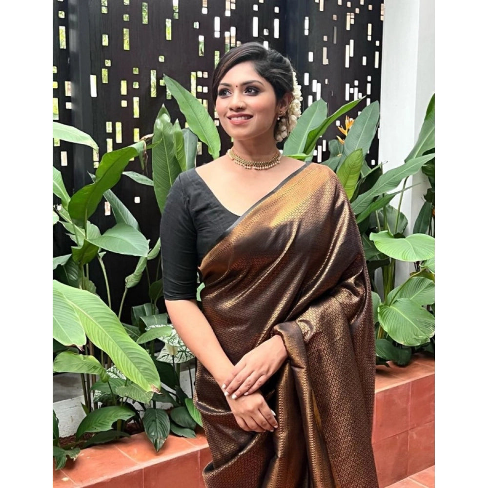 Snuggle Spot Women's Litchi silk Printed Saree With Unstitched Blouse (Gold)