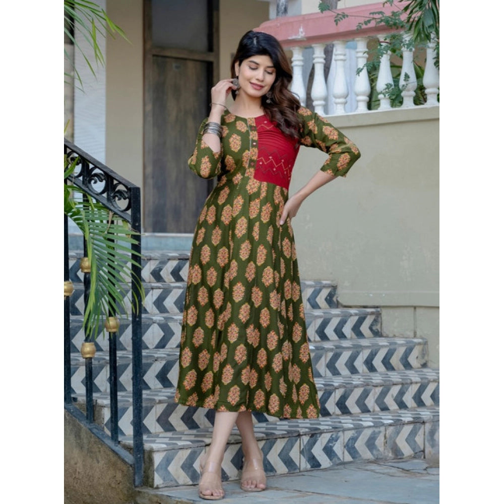 Snuggle Spot Women's Rayon Print With Embroidery Work A-Line Kurti (Dark Green)