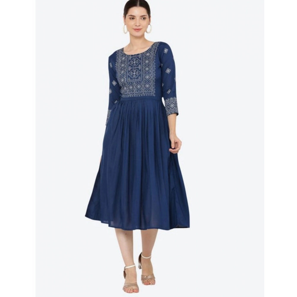 Snuggle Spot Women's Casual Rayon 3-4th Sleeves Kurti (Blue)