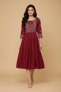 Snuggle Spot Women's Casual Rayon 3-4th Sleeves Kurti (Maroon)