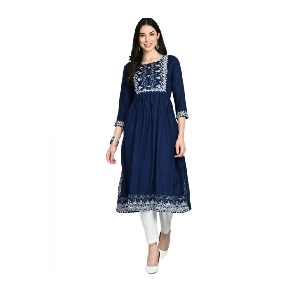 Snuggle Spot Women's Casual Rayon 3-4th Sleeves Kurti (Blue)