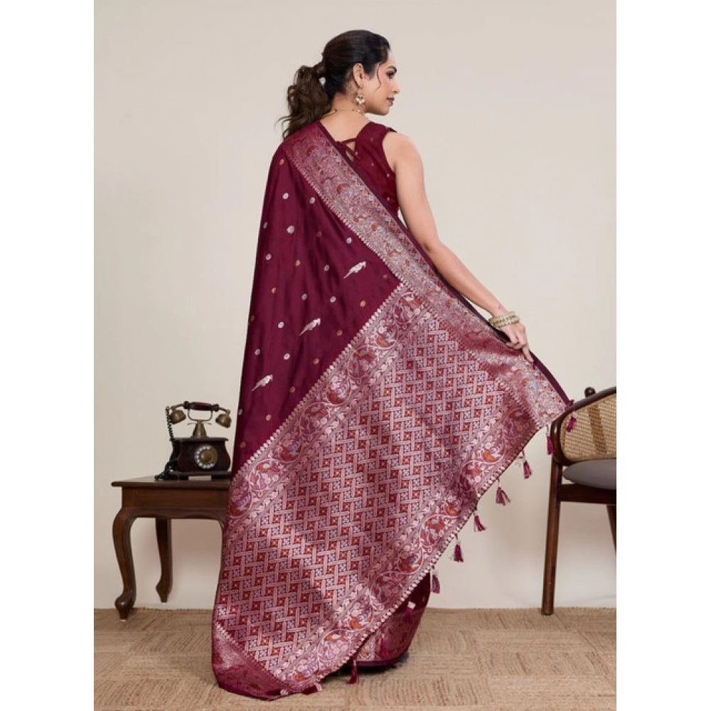Snuggle Spot Women's Jacquard Woven Saree With Unstitched Blouse 5.5Mtr (Maroon)