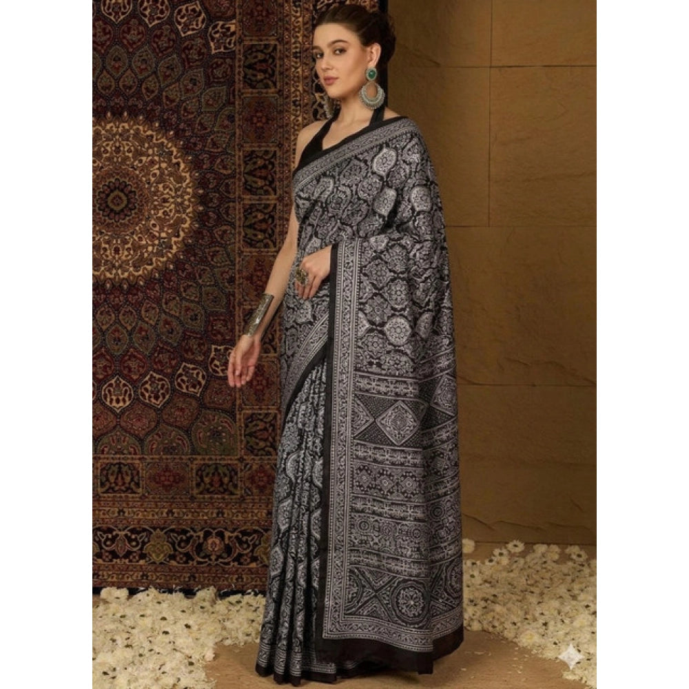 Snuggle Spot Women's Crepe Printed Saree With Unstitched Blouse 5.5Mtr (Black)
