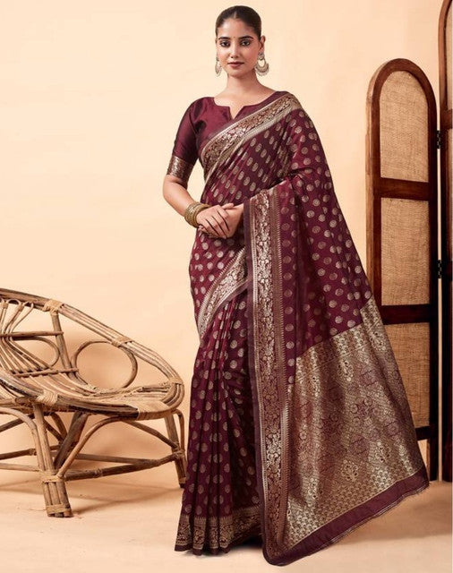 Snuggle SpotWomen's Jacquard Printed Saree With Unstitched Blouse 5.5Mtr (Maroon)